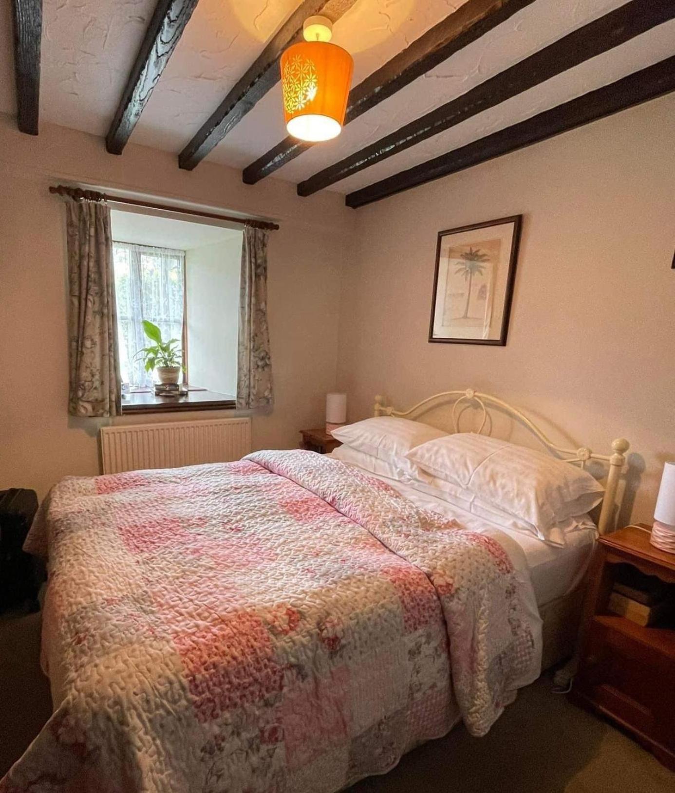 The Old Farmhouse B&B Dyffryn Ardudwy Room photo
